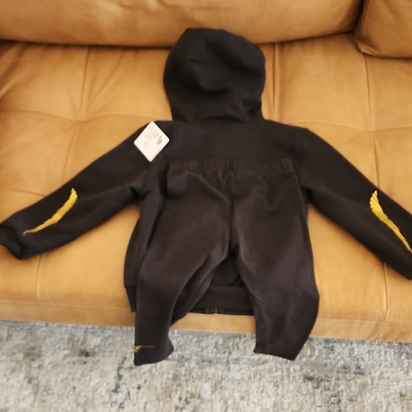 Nike Charcoal 2-Piece Set - Picture 5 of 5